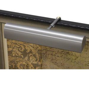 HOUSE OF TROY Classic Traditional 80 watt 18 INCH Pewter Picture WALL LIGHT NIB